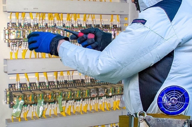 制御盤内のリレー交換